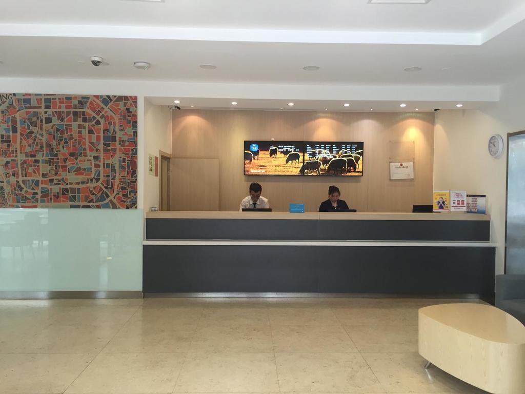 Hanting Express Qianmen ปักกิ่ง ภายนอก รูปภาพ